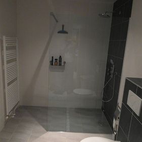 Betegelde badkamer