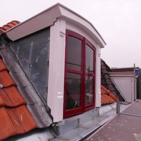 Houtrot klassiek zolderraam