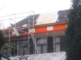 Dak met oranje