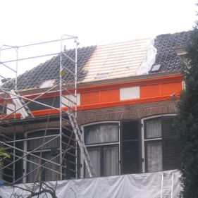 Dak met oranje
