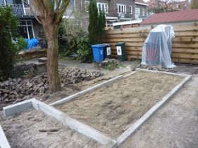 Zand in tuin